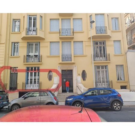 Extraordinaire Grand Studio Au Centre 6 Minutes A Pied De La Plage Et L'Hotel Negresco Nizza Exterior foto